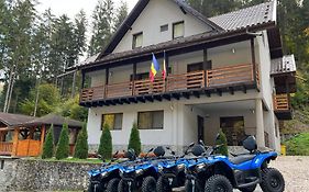 Pensiunea Rustic House Rucăr - Argeș